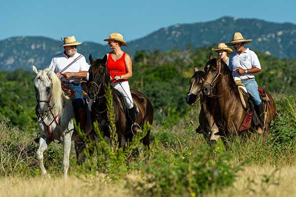 Trail rides on horseback with Cuadra San Francisco in Los Cabos